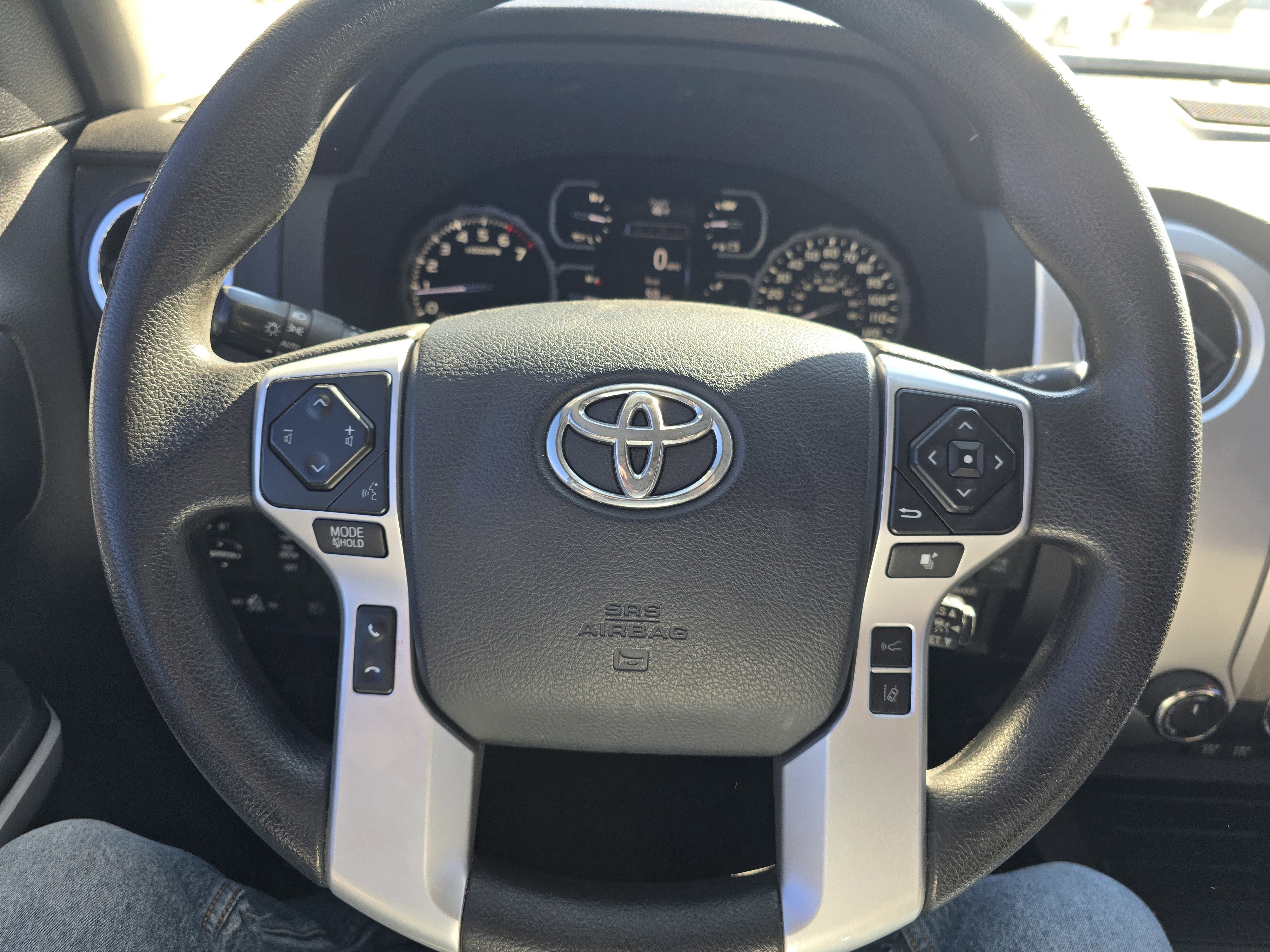 Used 2020 Toyota Tundra SR5 w/ SR5 Upgrade Package image 11