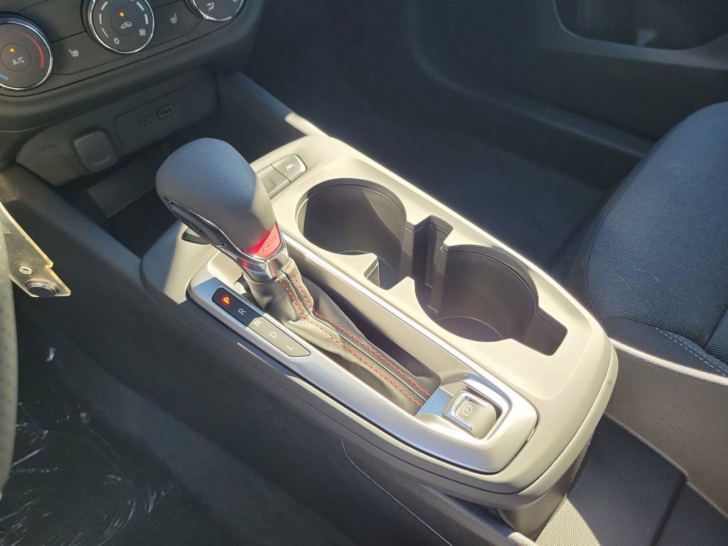 New 2026 Chevrolet Trax RS w/ Sunroof Package image 10