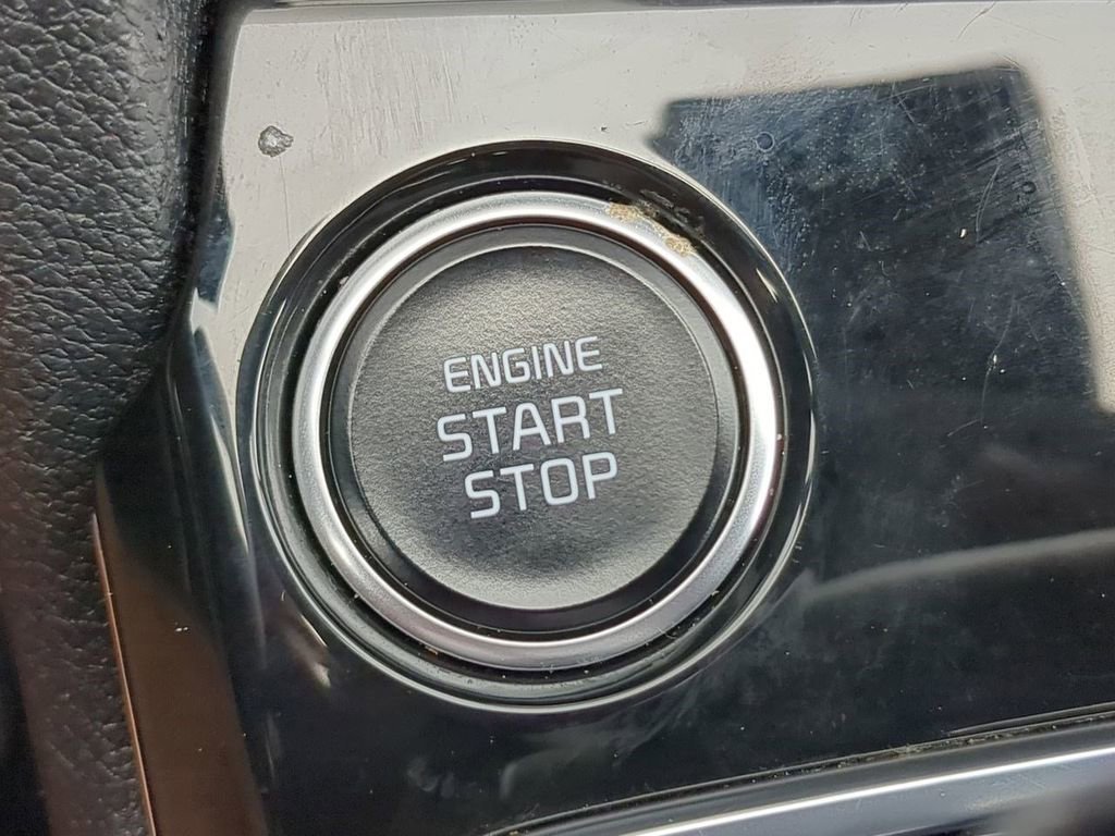 Used 2023 Kia Sportage SX image 31