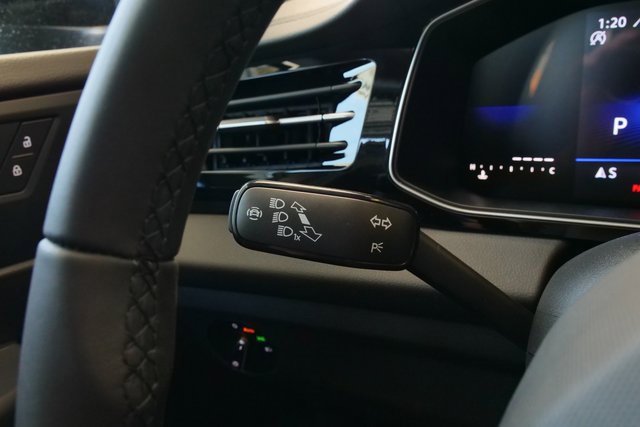 New 2025 Volkswagen Jetta Sport image 25