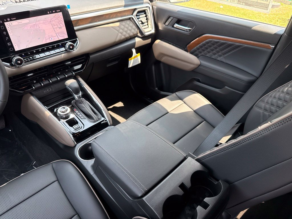 New 2026 GMC Canyon Denali AWD/4WD image 17