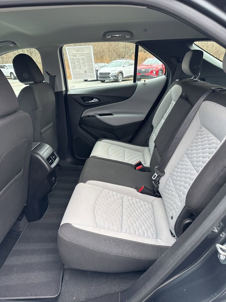 Used 2018 Chevrolet Equinox LS image 27