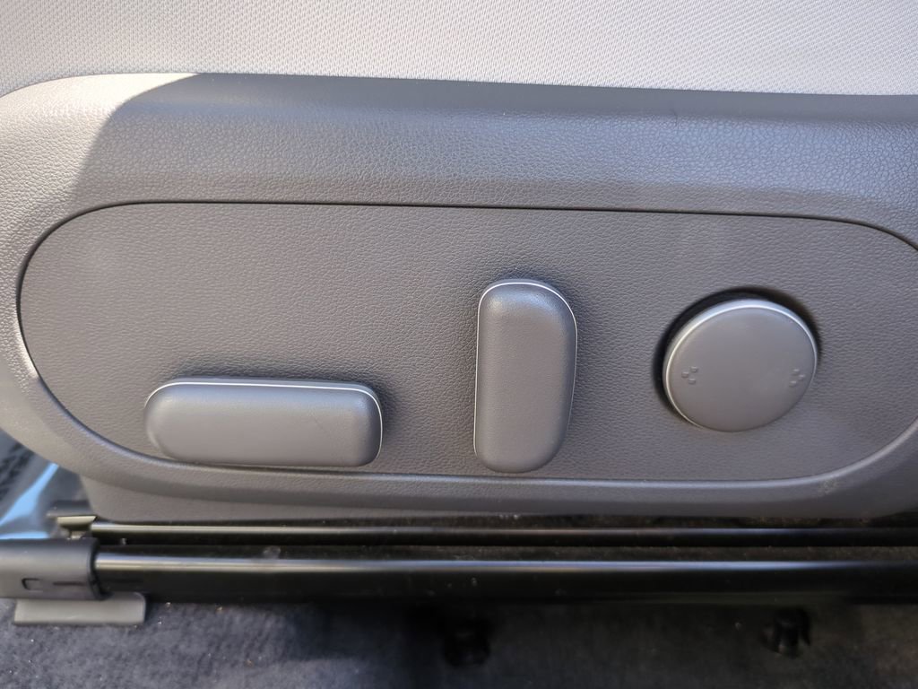 Certified 2024 Hyundai Kona SEL image 17