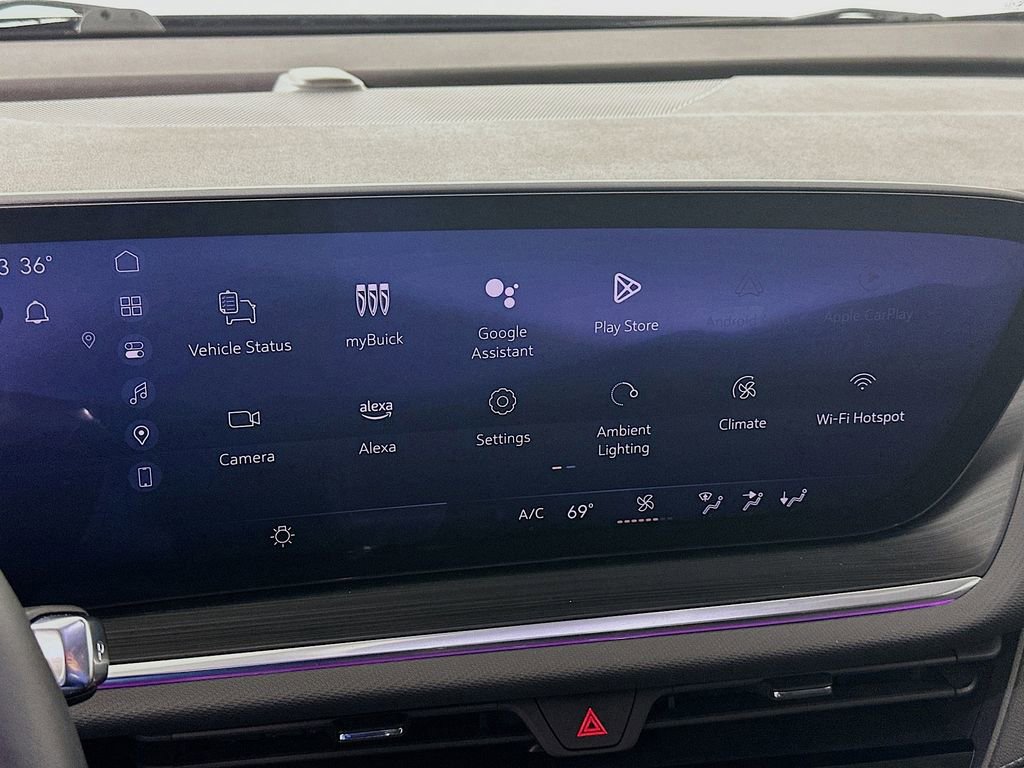 Used 2025 Buick Envision Preferred image 21