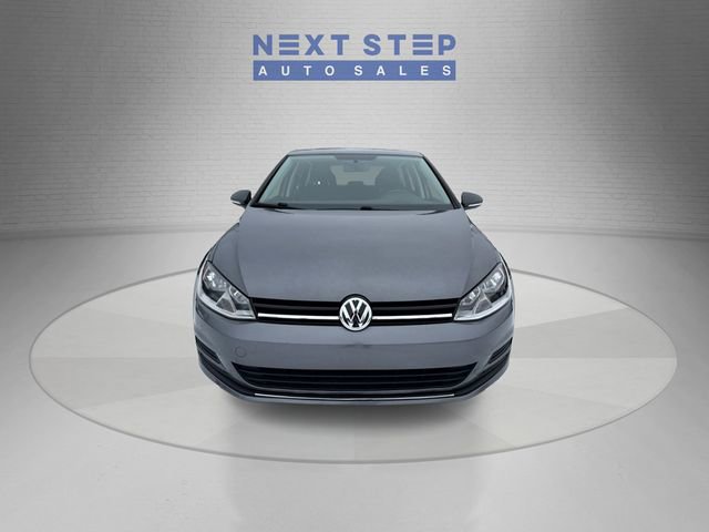 Used 2017 Volkswagen Golf S FWD image 2