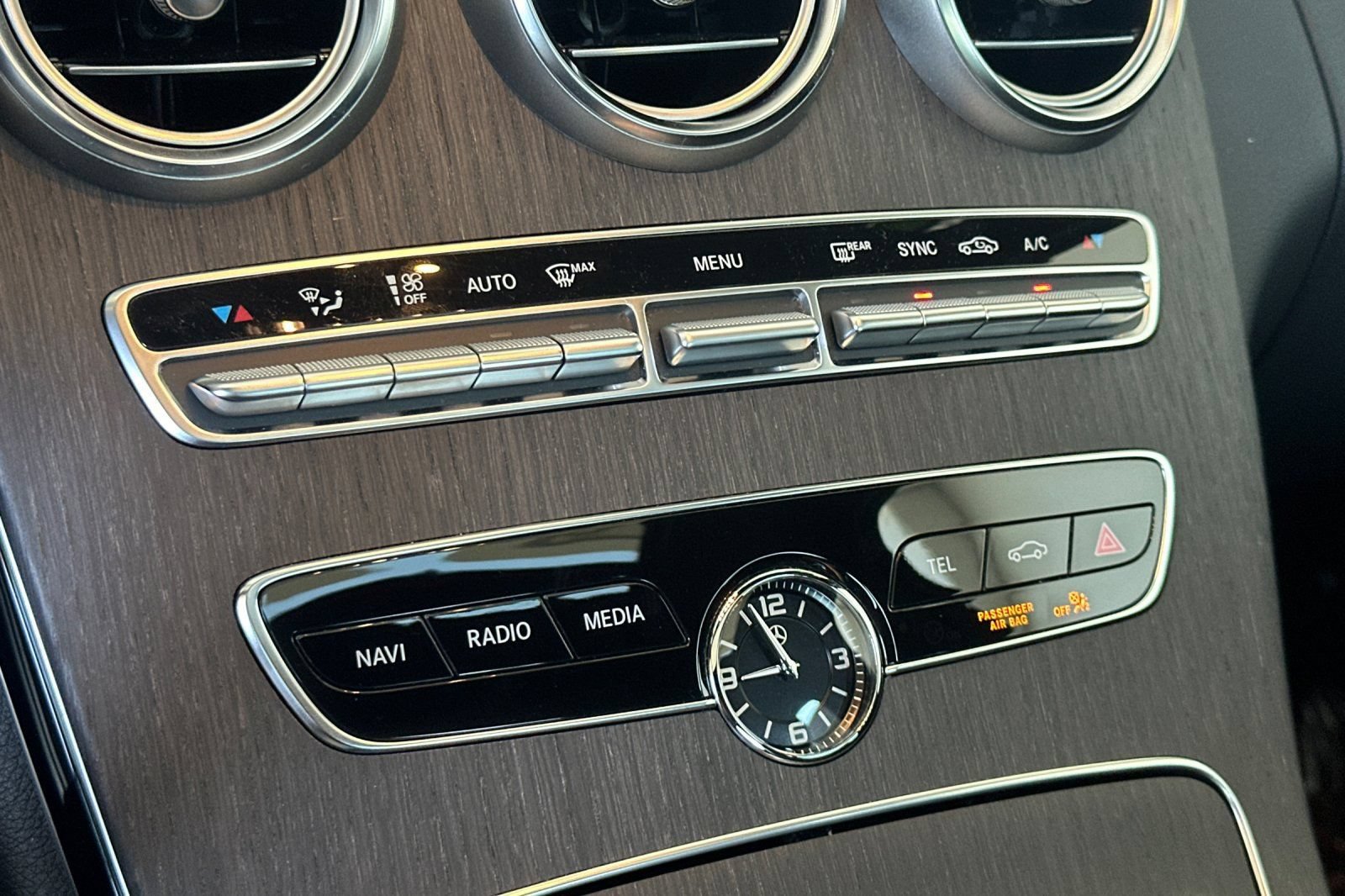 Used 2019 Mercedes-Benz C 300 Sedan image 23