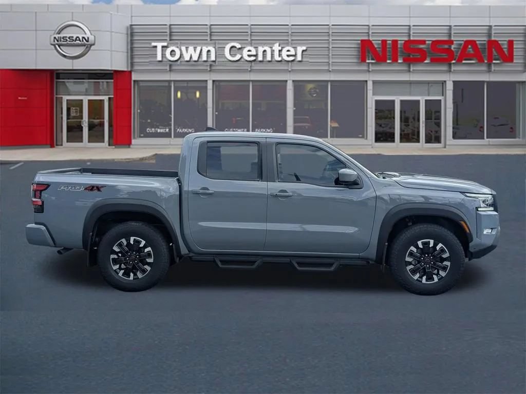 Certified 2024 Nissan Frontier PRO-4X w/ Technology Package AWD/4WD image 8