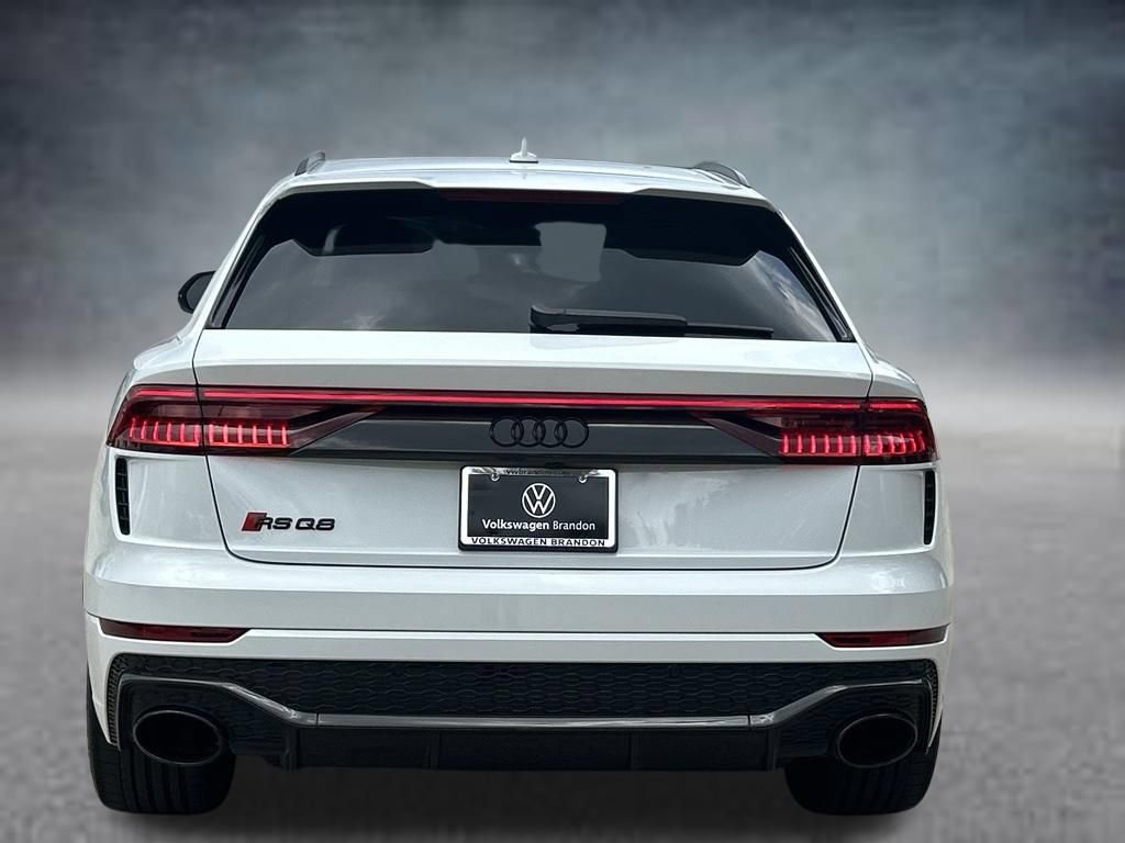 Used 2024 Audi RS Q8 AWD/4WD image 4