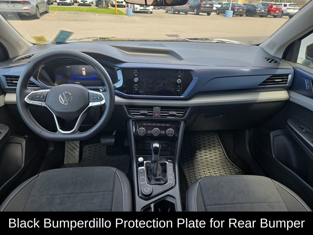 Used 2024 Volkswagen Taos SE AWD/4WD image 15