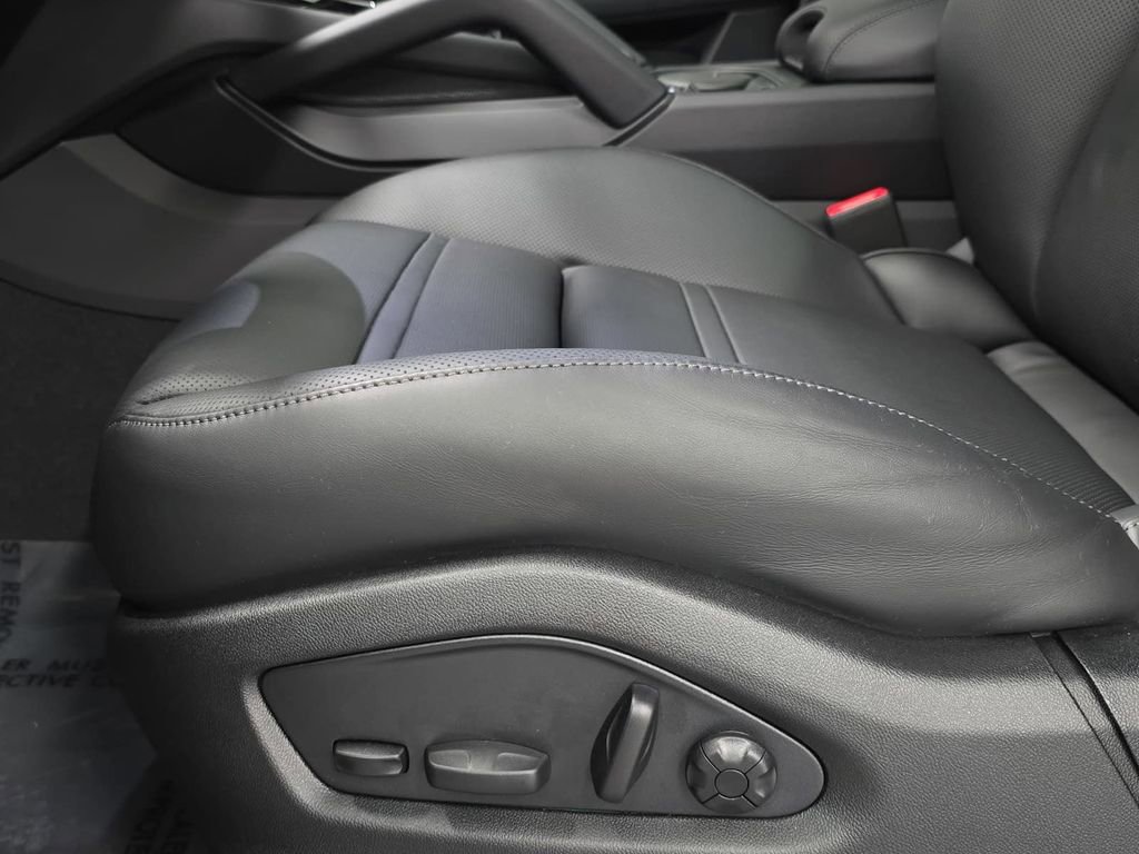 New 2026 Porsche Cayenne S AWD/4WD image 25