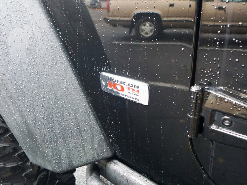 Used 2013 Jeep Wrangler Unlimited Rubicon image 13