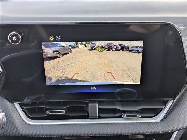 New 2026 Chevrolet Equinox LT w/ Convenience Package II image 13