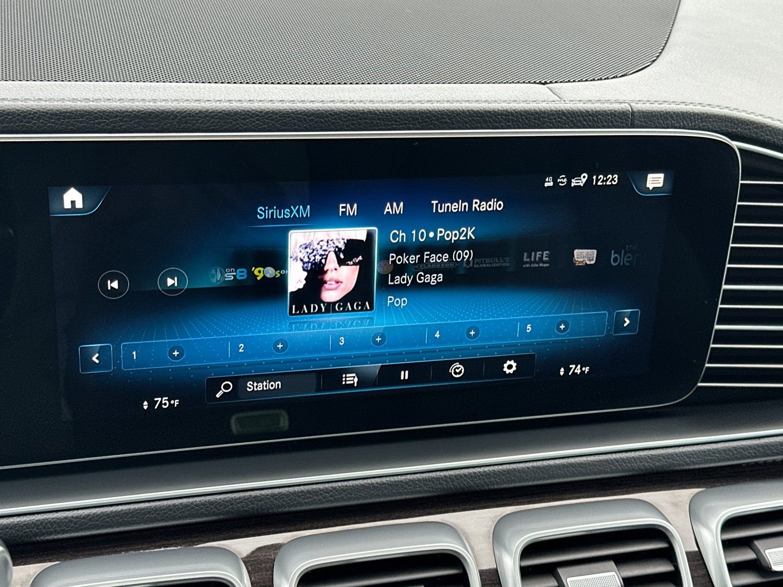 Certified 2022 Mercedes-Benz GLS 450 4MATIC w/ AMG Line Exterior image 19