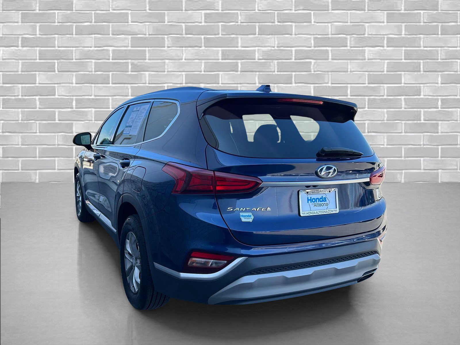 Used 2020 Hyundai Santa Fe SEL image 2