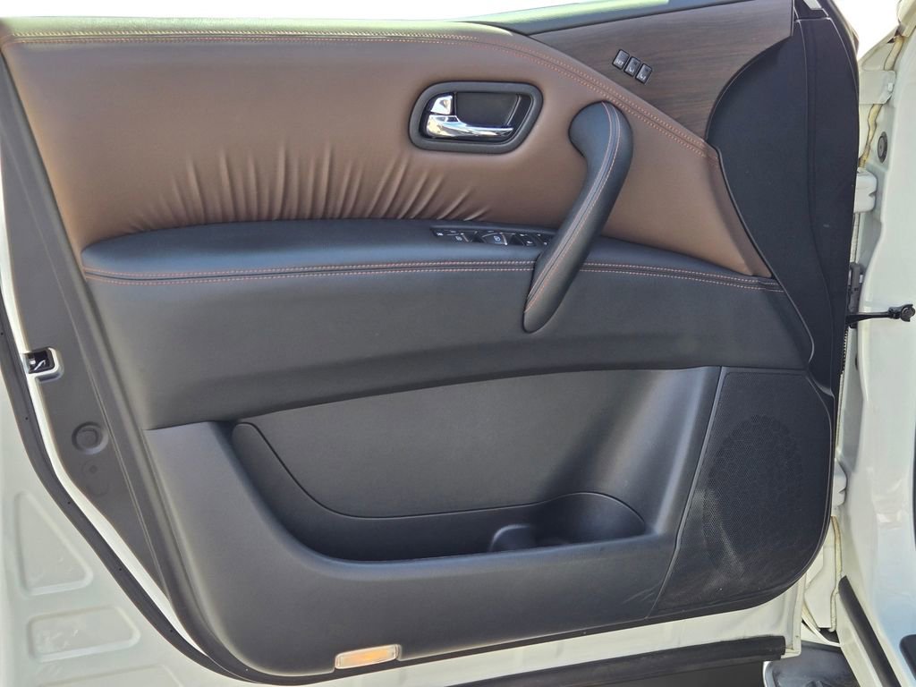 Used 2020 Nissan Armada Platinum w/ Platinum Reserve Package image 14