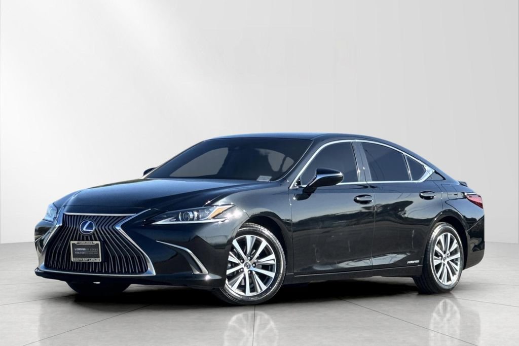 Certified 2020 Lexus ES 300h w/ Premium Package image 2