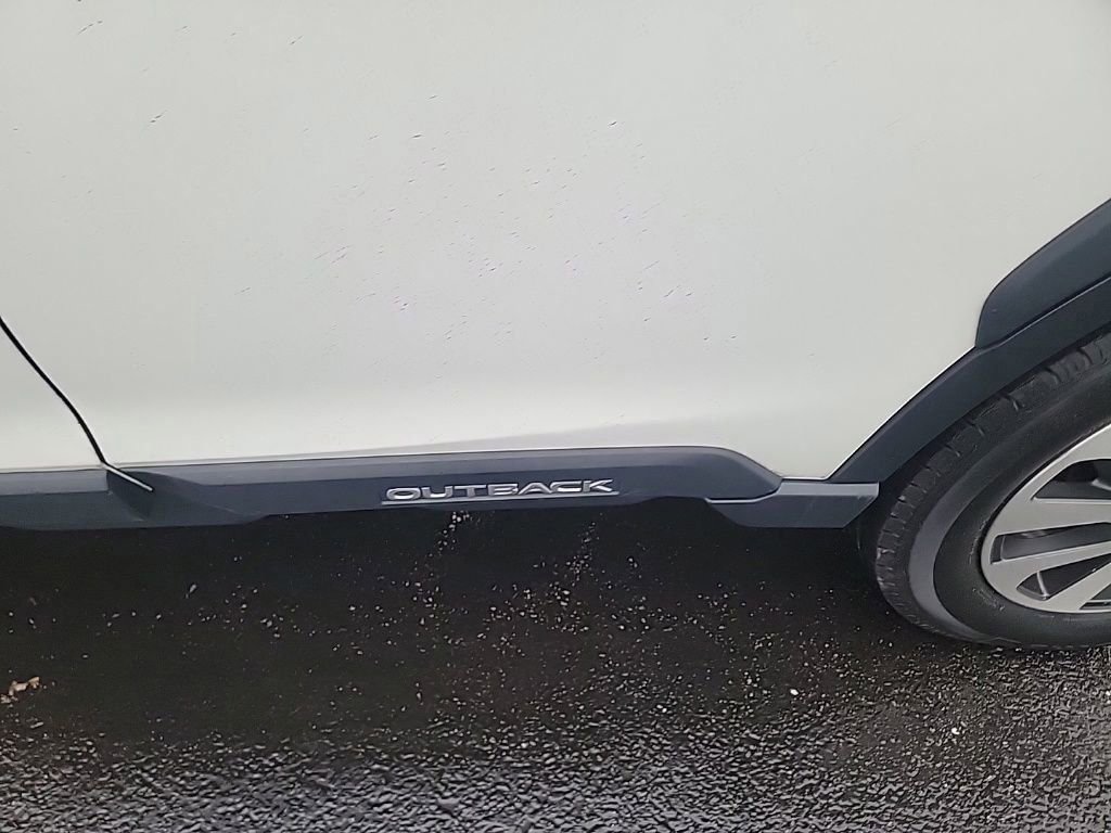 Used 2023 Subaru Outback Premium image 24