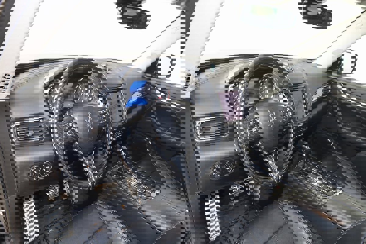 Used 2018 Maserati Levante S GranSport image 30