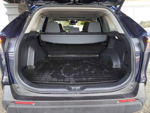 Used 2025 Toyota RAV4 XLE image 27