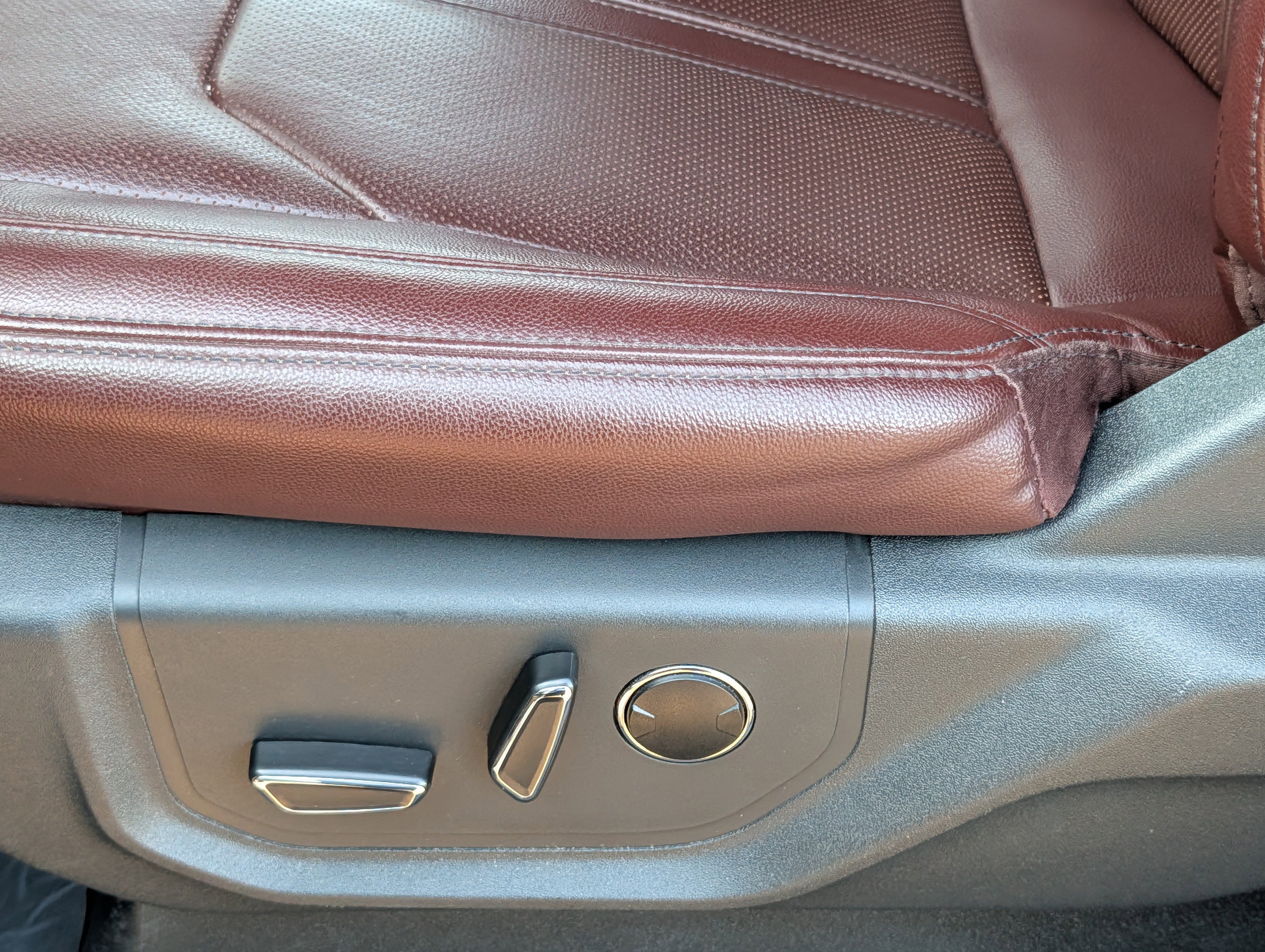 Certified 2024 Ford Expedition Max Limited image 11