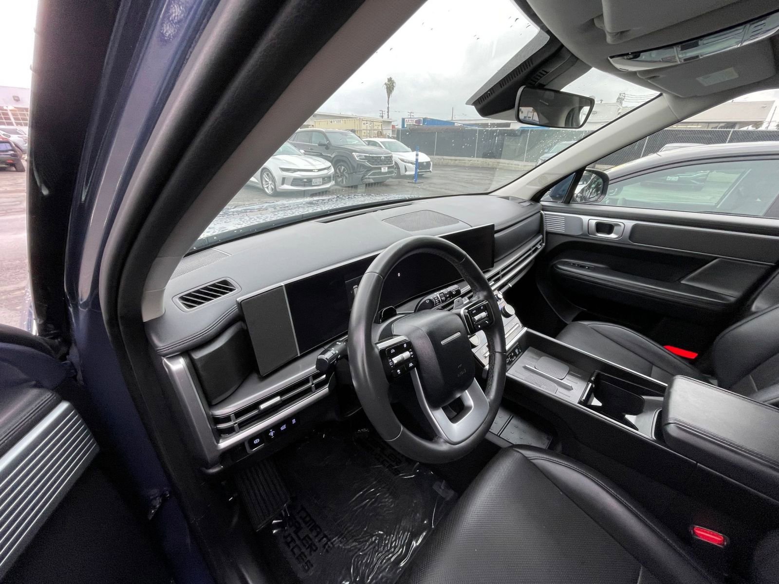 Used 2025 Hyundai Santa Fe SEL image 34