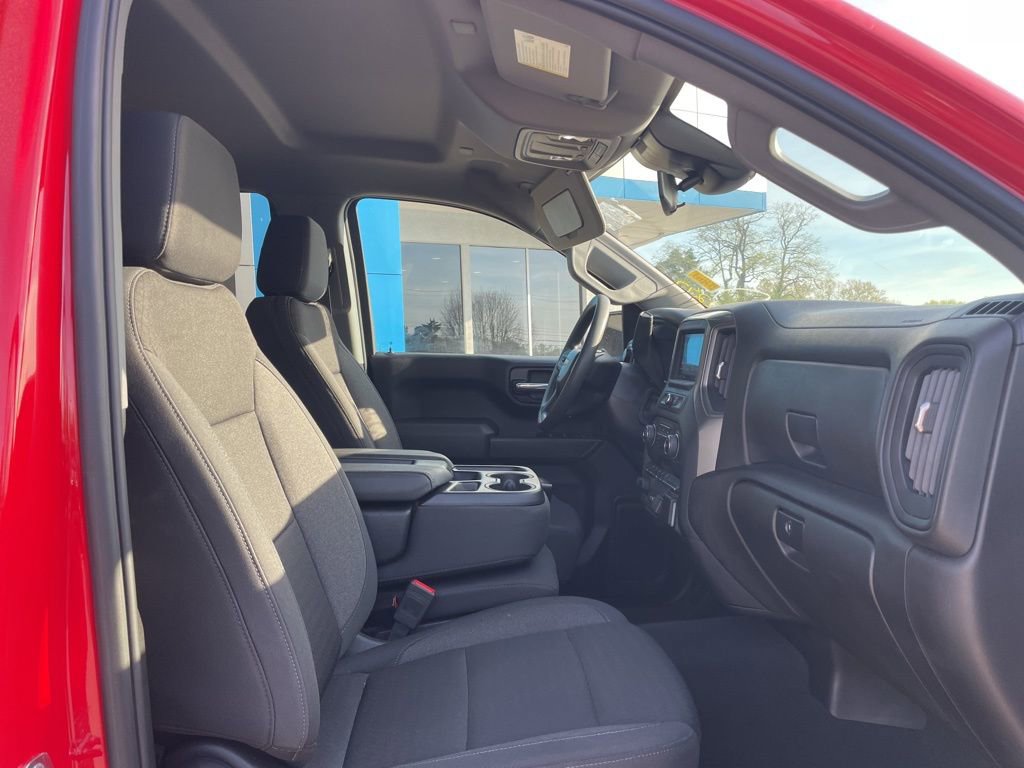 Used 2024 Chevrolet Silverado 1500 Custom w/ Turbomax Blackout Package image 16