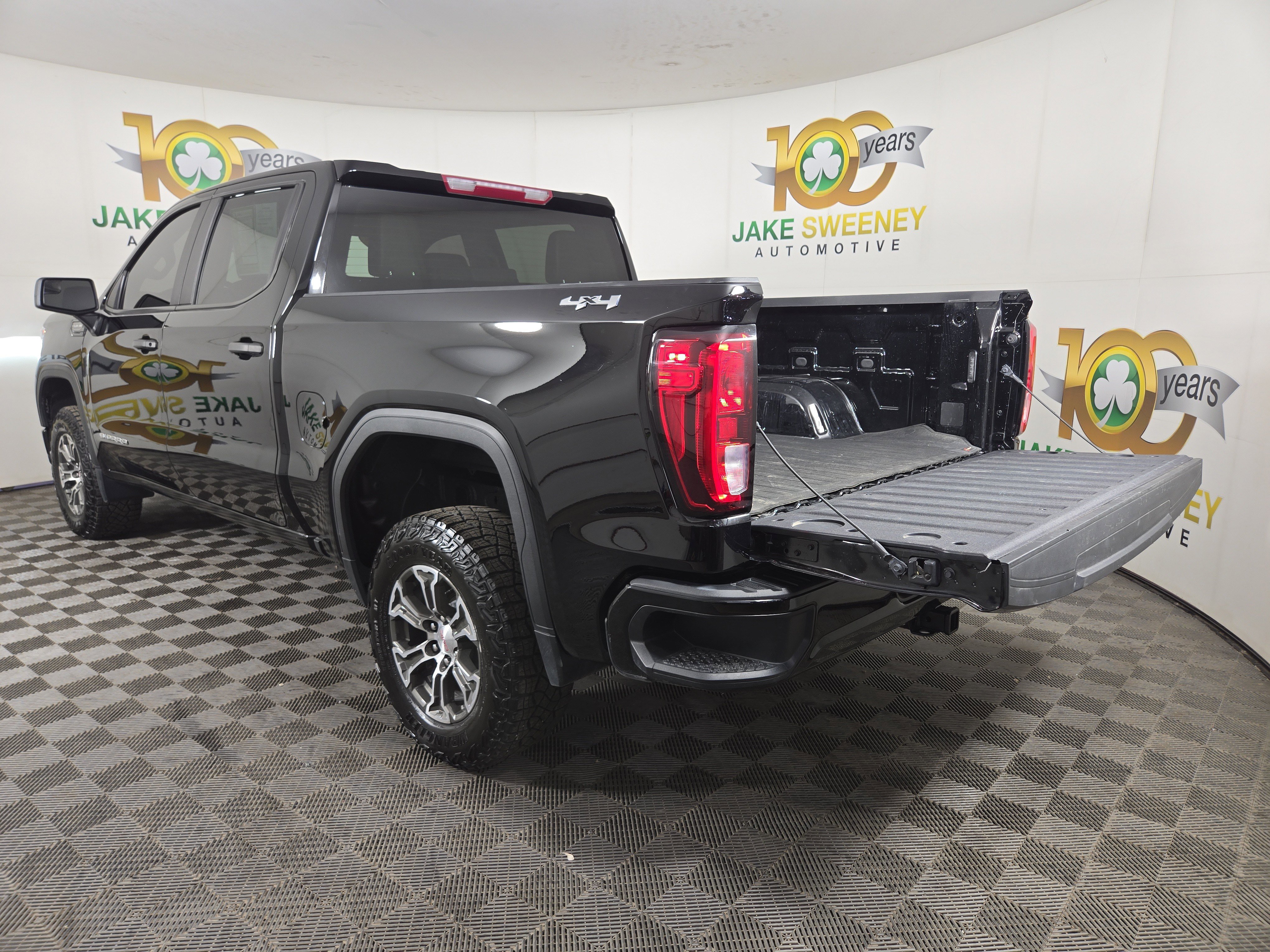 Certified 2024 GMC Sierra 1500 Pro w/ Graphite Edition AWD/4WD image 30