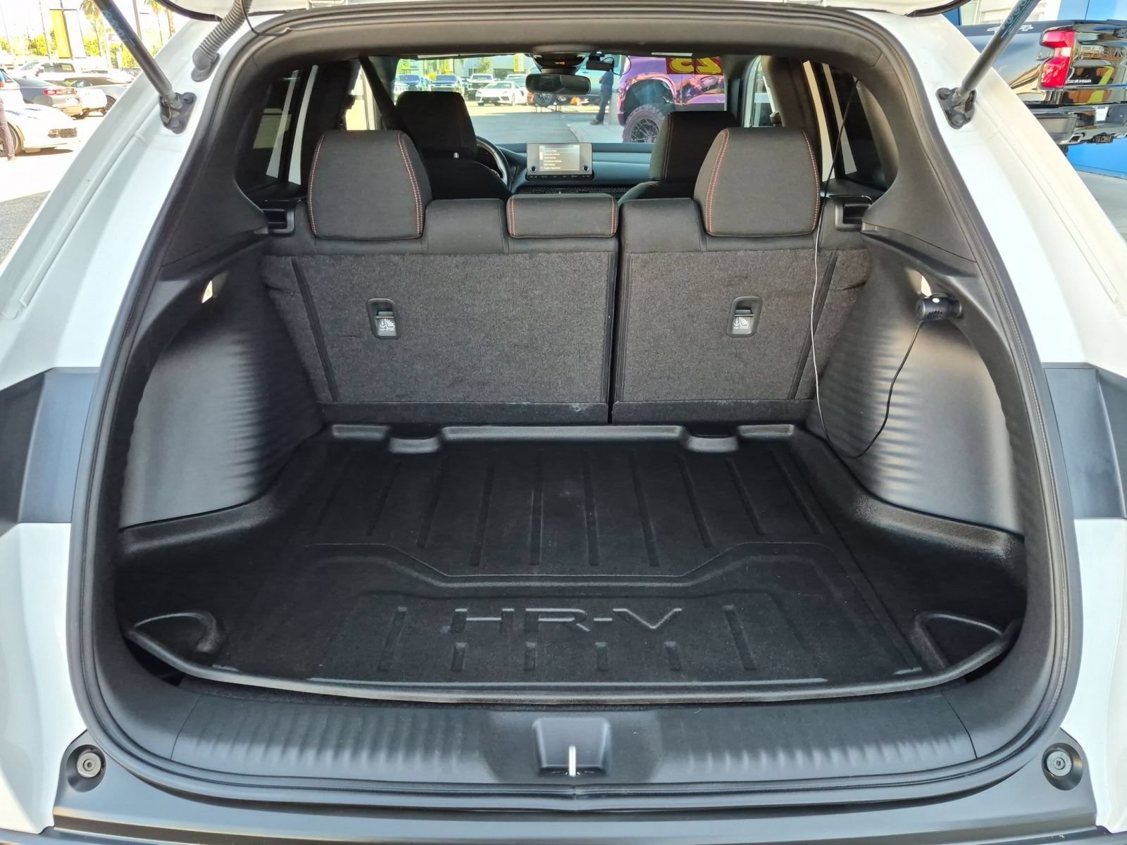 Used 2024 Honda HR-V Sport image 25