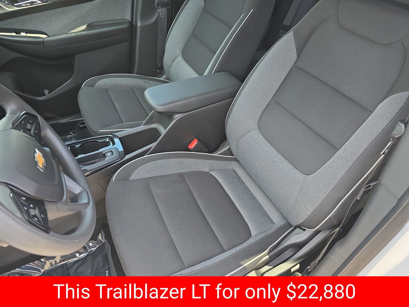 Used 2025 Chevrolet TrailBlazer LT FWD image 20