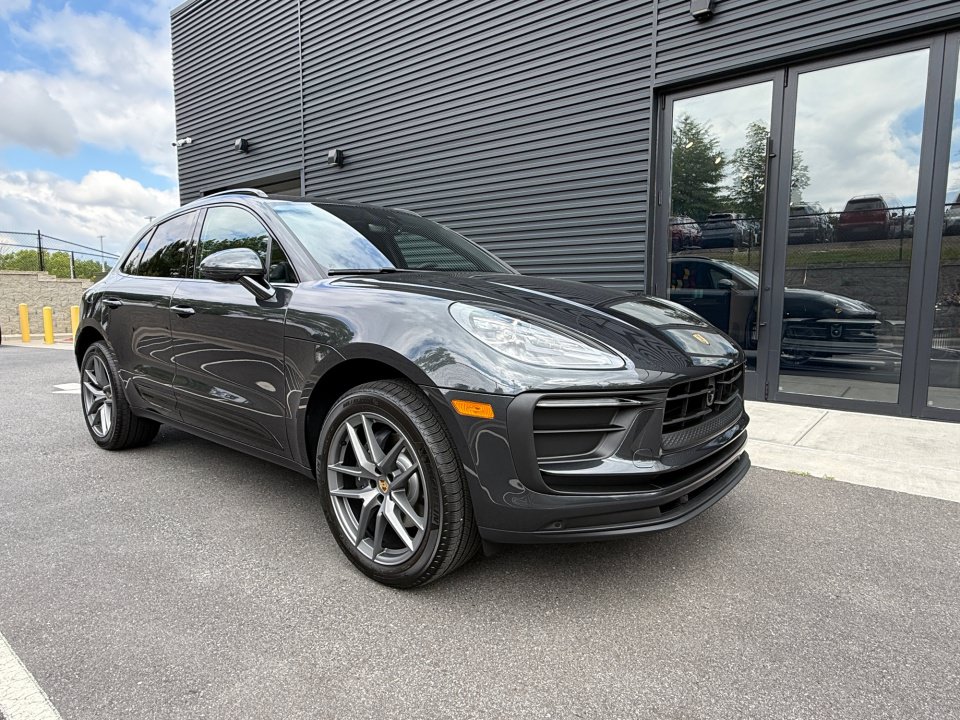 New 2026 Porsche Macan Turbo AWD/4WD image 9