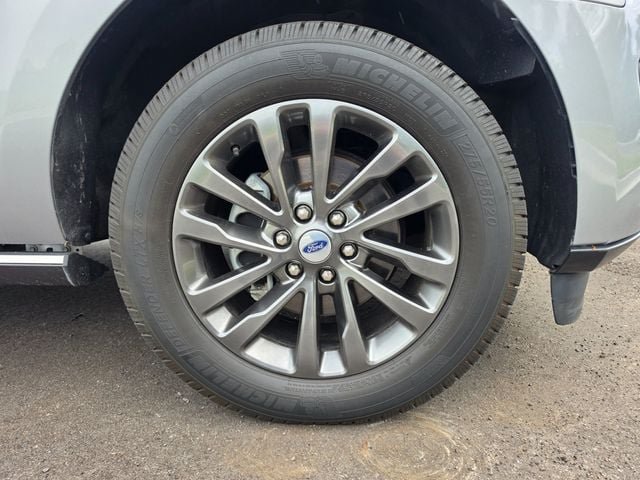 Used 2021 Ford Expedition Max Limited RWD image 17