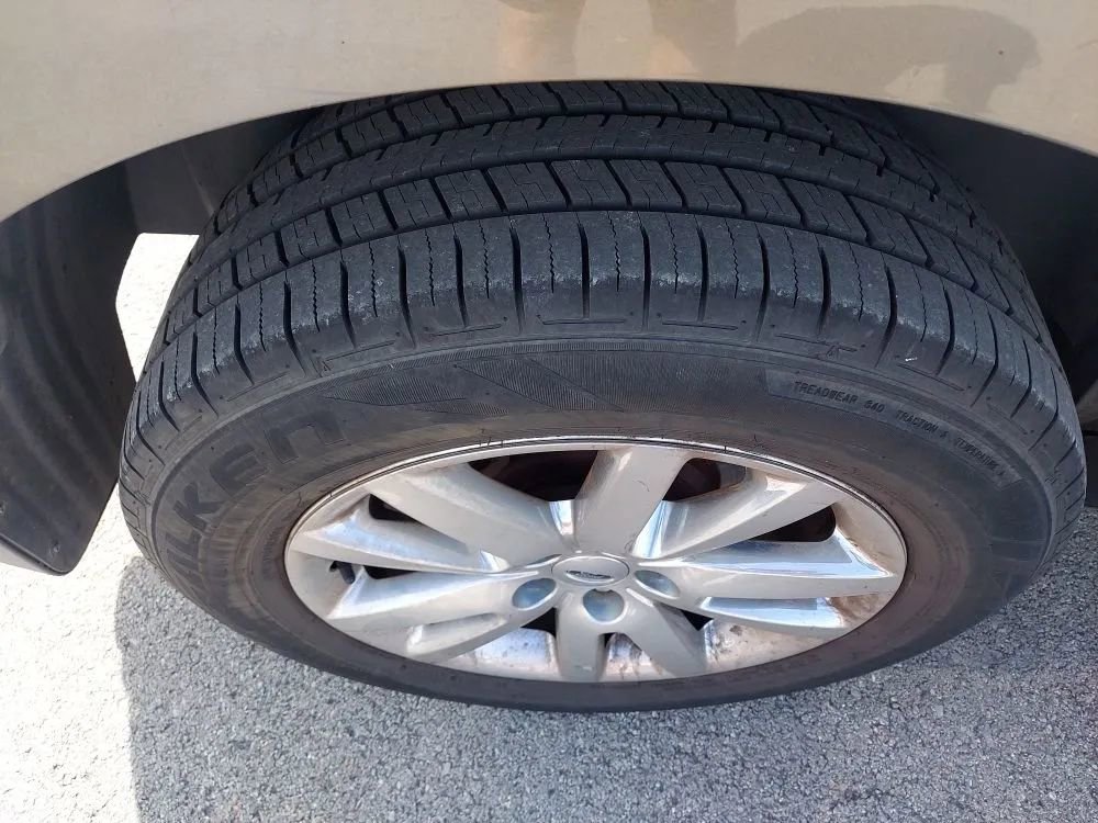 Used 2014 Ford Edge Limited image 11