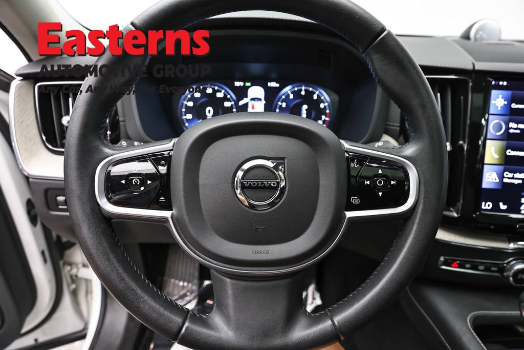 Used 2021 Volvo XC60 T5 Inscription AWD/4WD image 10