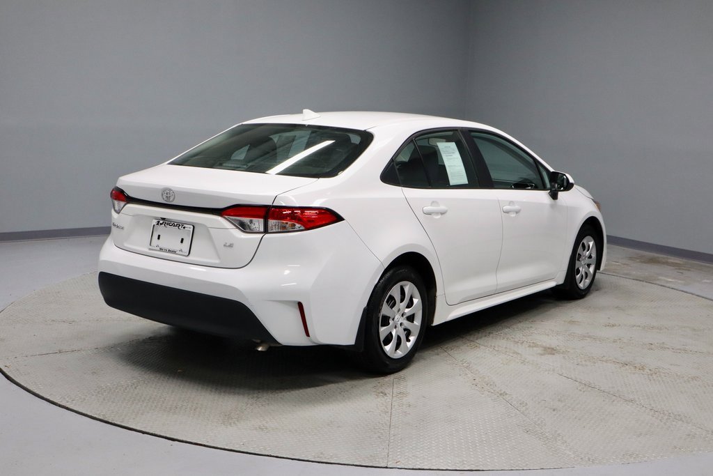 Used 2024 Toyota Corolla LE image 11