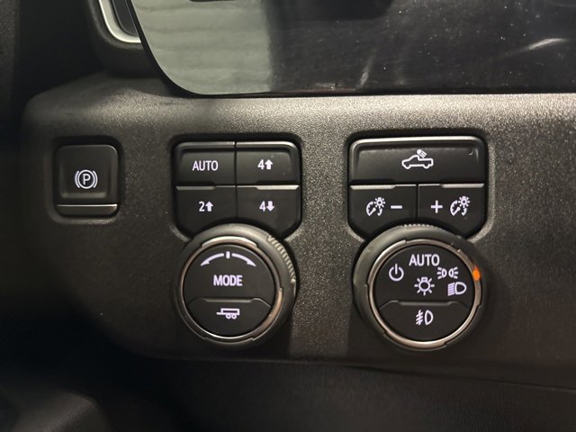 Used 2022 Chevrolet Silverado 1500 RST image 21