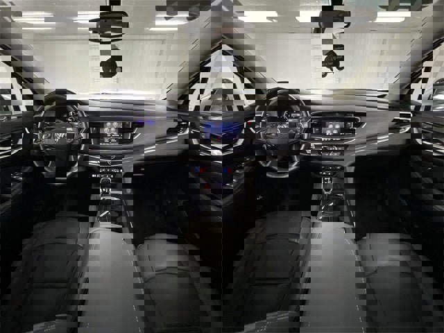 Certified 2021 Buick Enclave Essence w/ Sport Touring Edition image 21