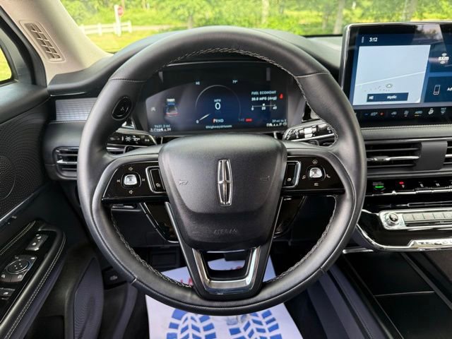 Used 2023 Lincoln Corsair AWD image 17