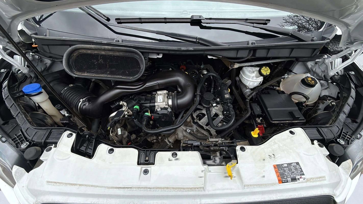 Used 2023 Ford Transit 250 Medium Roof AWD w/ Load Area Protection Package image 19