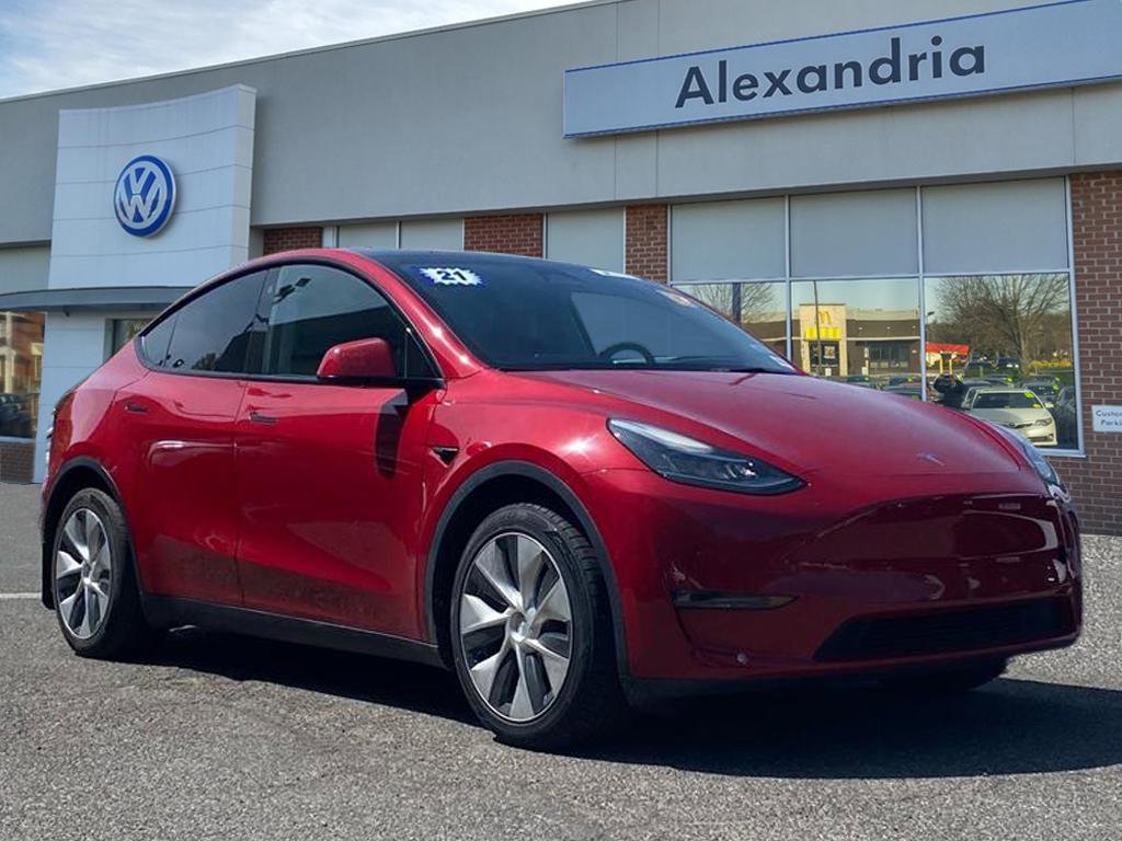 Used 2021 Tesla Model Y Long Range image 1