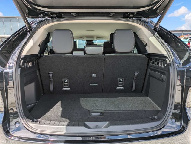 Certified 2026 MAZDA CX-90 3.3 Turbo w/ Select Package AWD/4WD image 12