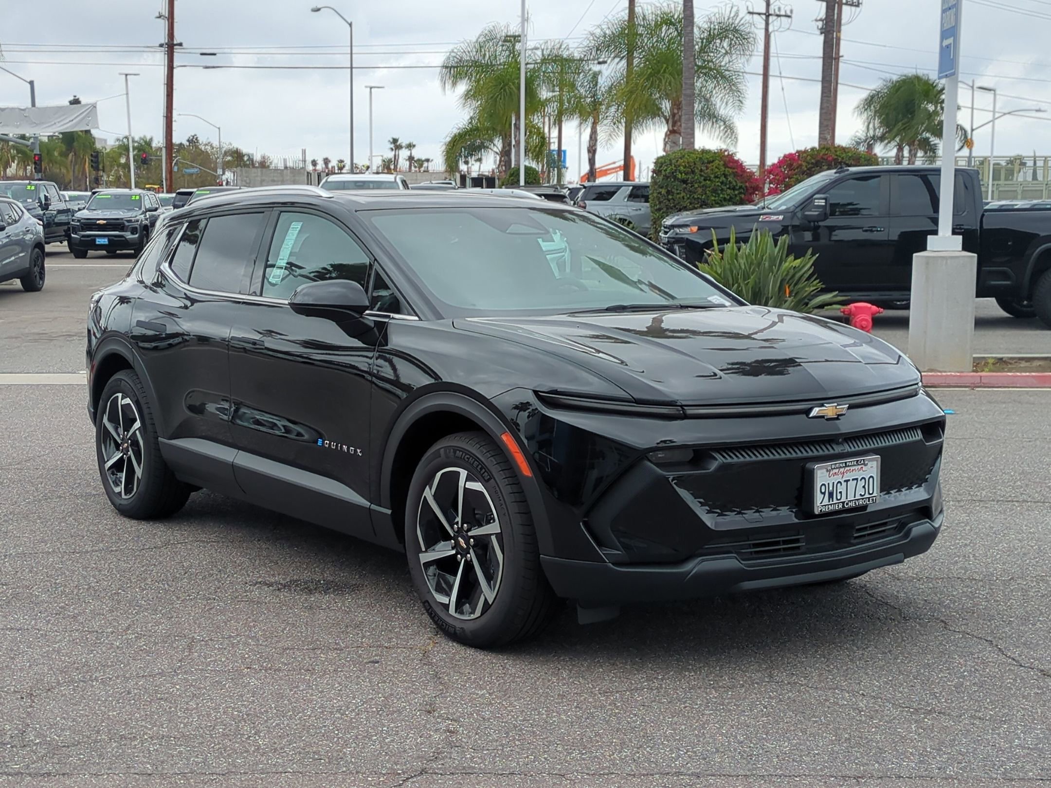 New 2026 Chevrolet Equinox EV LT w/ LPO, All-Weather Mat Package AWD/4WD image 7