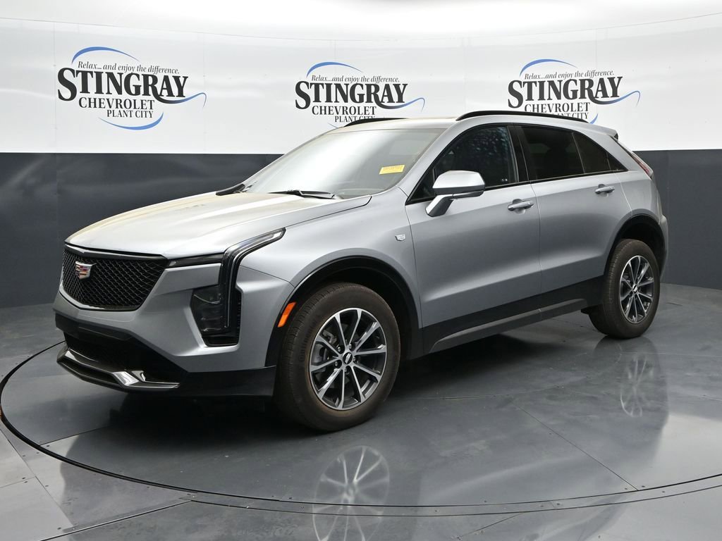 Used 2024 Cadillac XT4 Sport FWD image 3