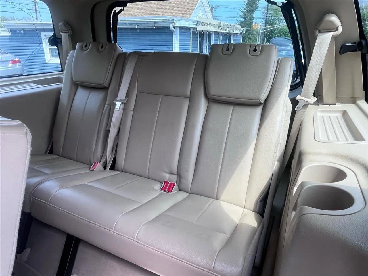 Used 2010 Ford Expedition Eddie Bauer AWD/4WD image 17