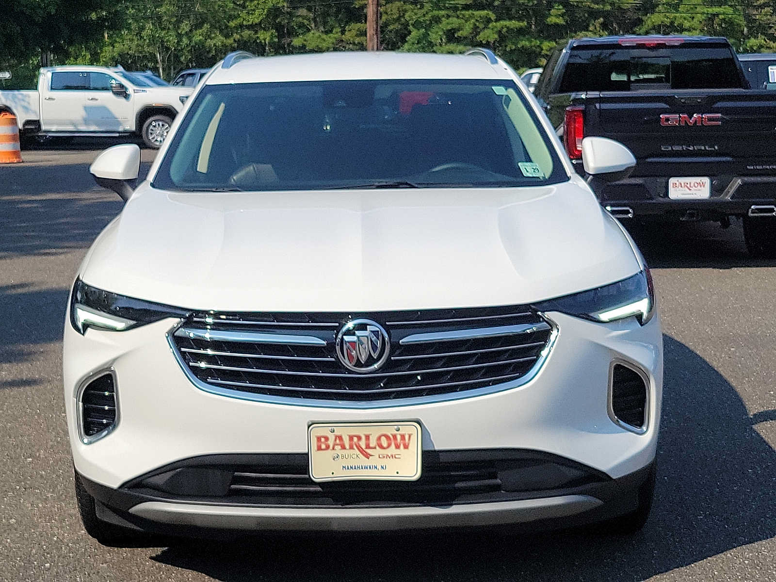 Used 2023 Buick Envision Essence FWD image 2