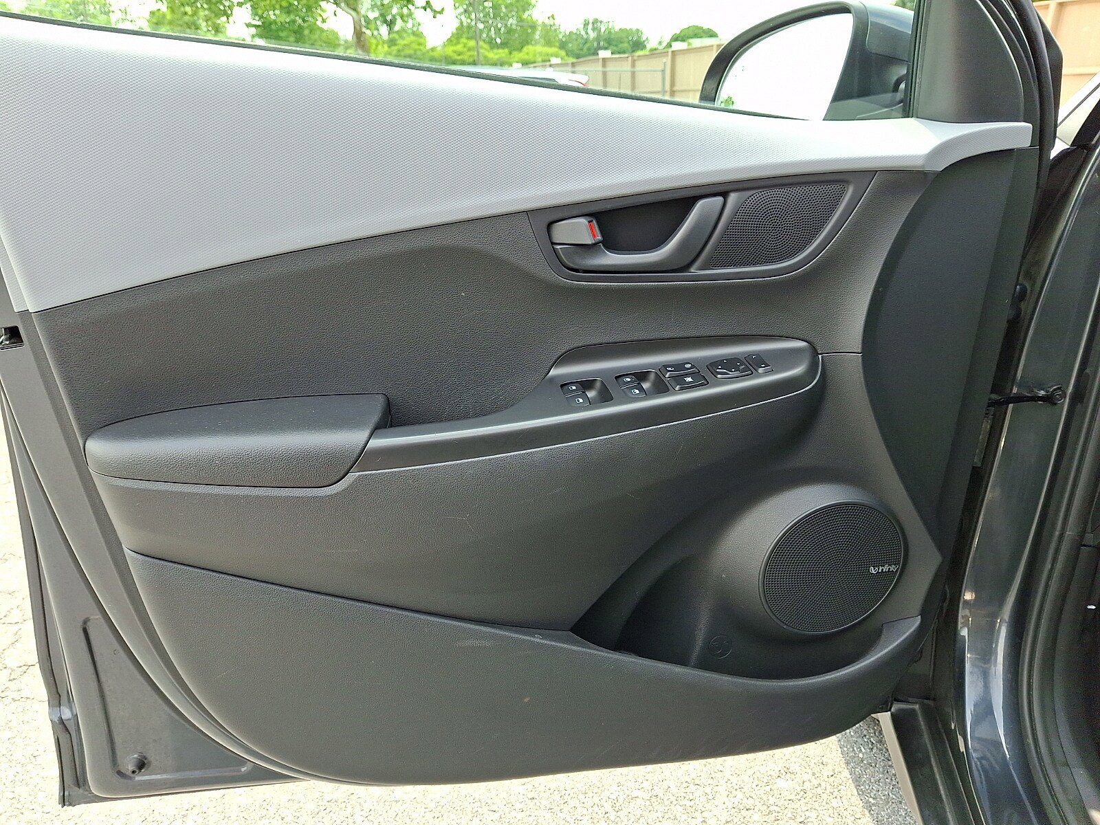 Used 2019 Hyundai Kona SEL w/ SEL Tech Package 02 AWD/4WD image 14