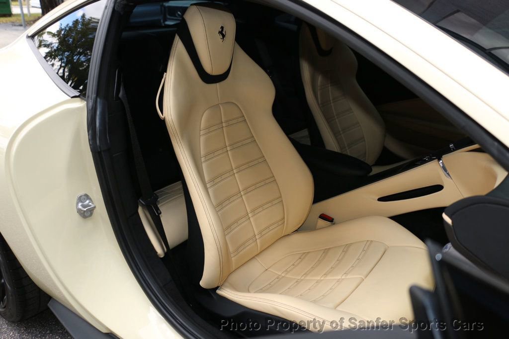 Used 2022 Ferrari Roma RWD image 28