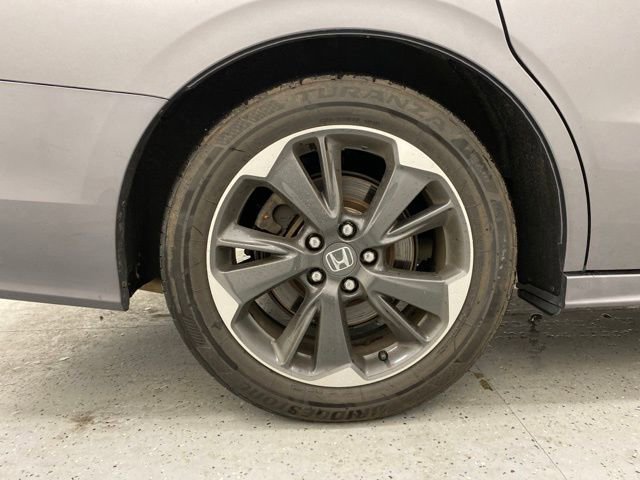 Used 2024 Honda Odyssey Elite image 7