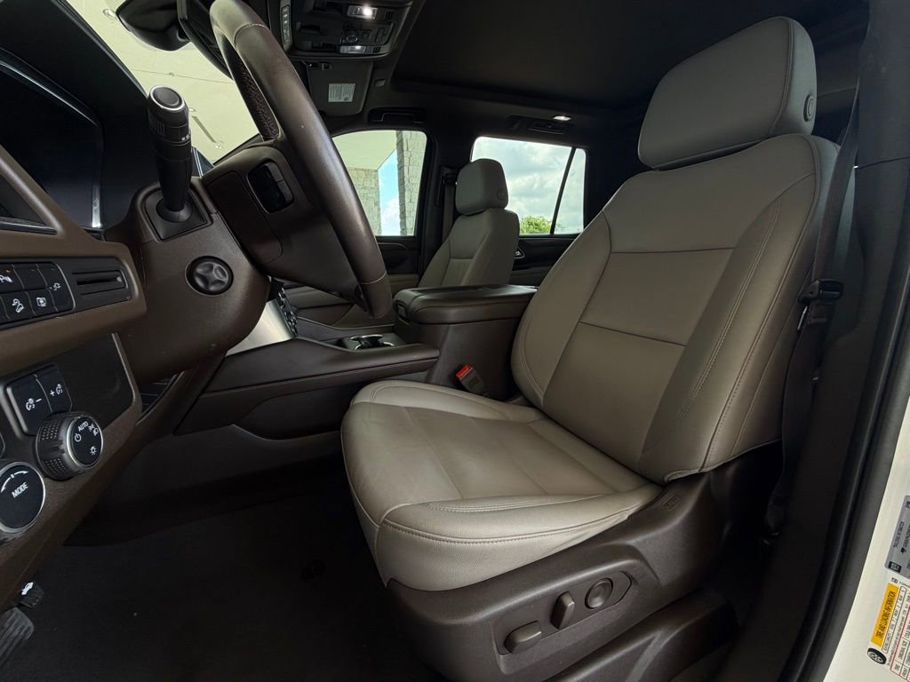 Used 2022 Chevrolet Tahoe Z71 w/ Luxury Package image 6