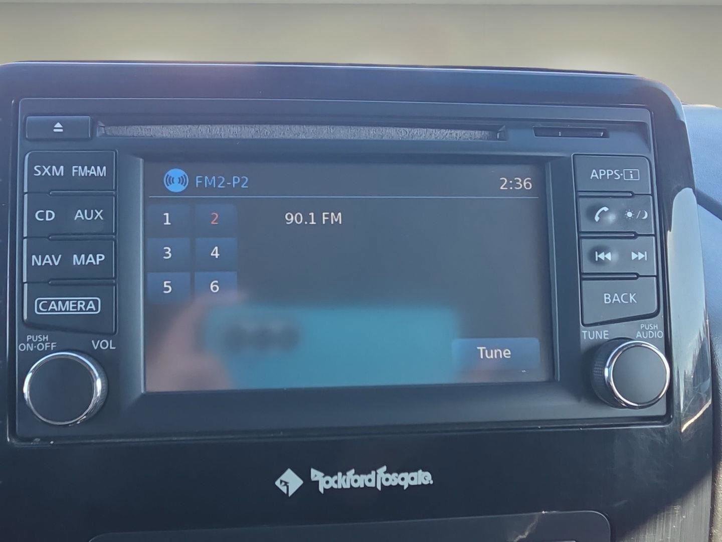 Used 2015 Nissan Titan SV w/ SV Value Truck Package image 22