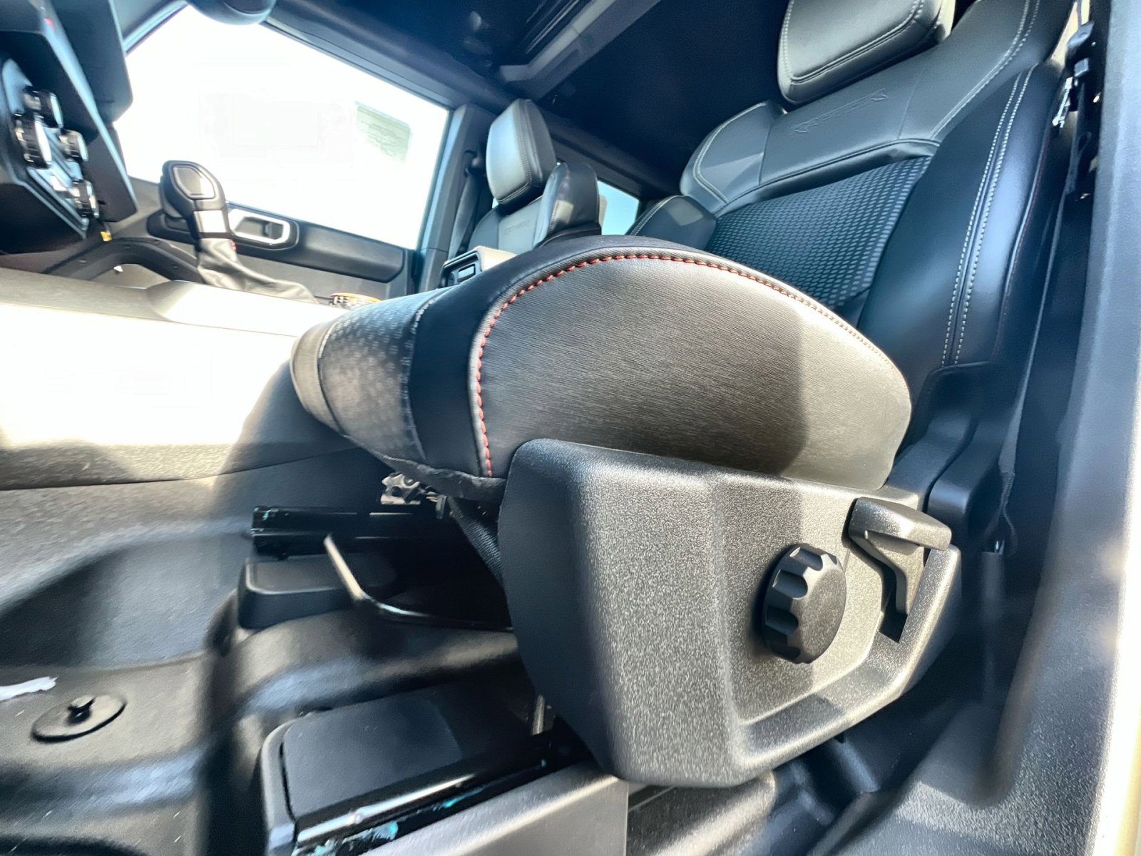 New 2025 Ford Bronco Raptor image 14